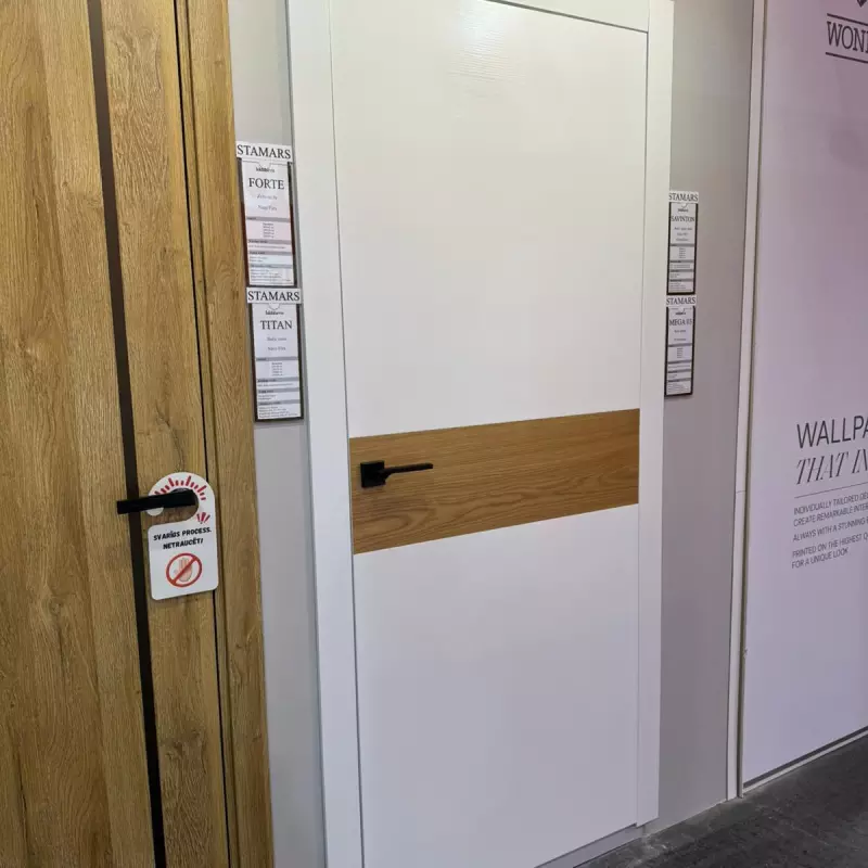 Durvis SAVINTON Finierējums